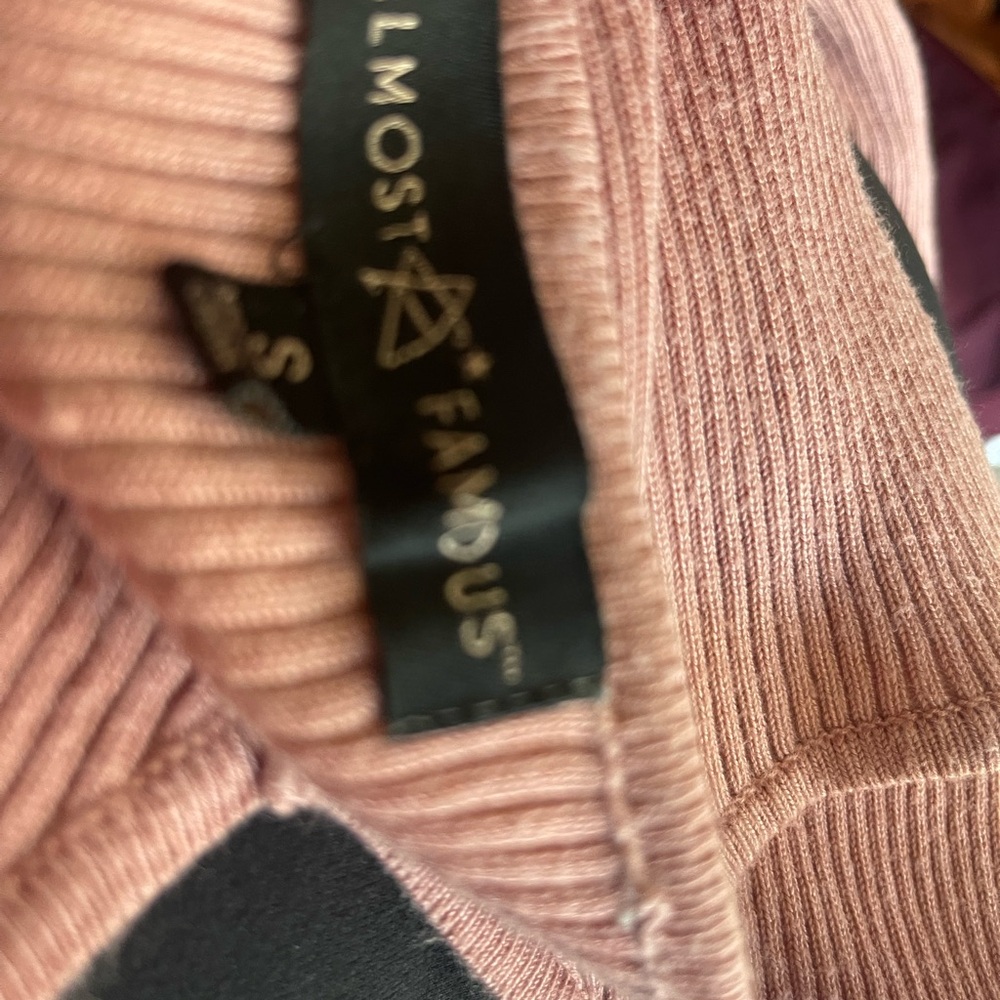 Almost Famous Blush Women’s Shorts Romper !